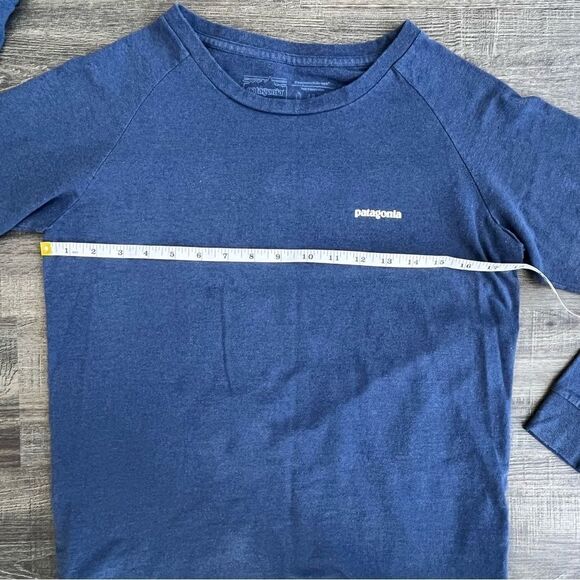Patagonia Long-Sleeved P-6 Logo Responsibili-Tee Small - Picture 14 of 15